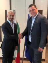 Mladen Nedkov, IT Director Ellatzite Med (right) with Hexagon's Selcuk Akinci.