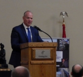 Gov. Matt Mead speaks at Wyoming Mining Association luncheon. (photo: Pat Blair)